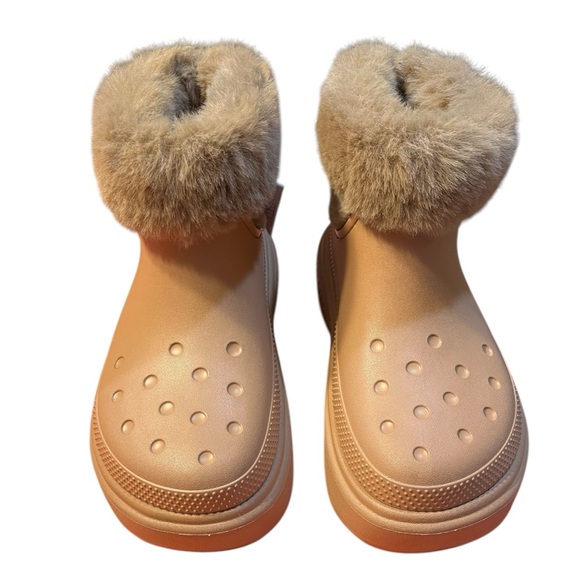 Crocs Stomp Faux Fur Lined Boots - Picture 4 of 7